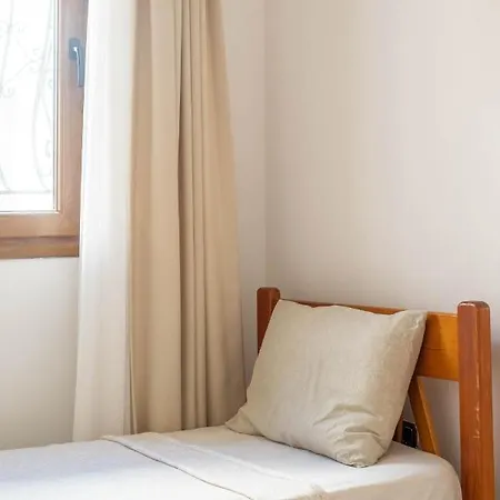 Stone House, 2br, Cozy, Spacy, Terrace, Fast Wifi, Parking Βίλα Αλικαρνασσός