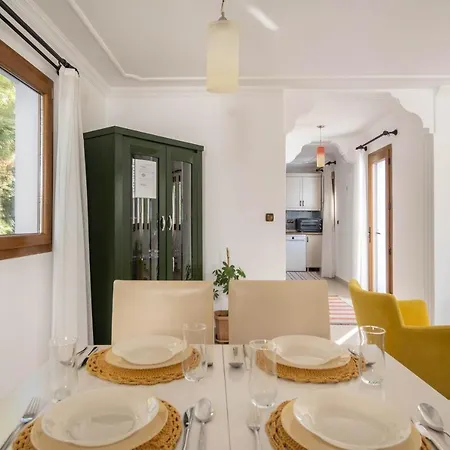 Stone House, 2br, Cozy, Spacy, Terrace, Fast Wifi, Parking * Αλικαρνασσός
