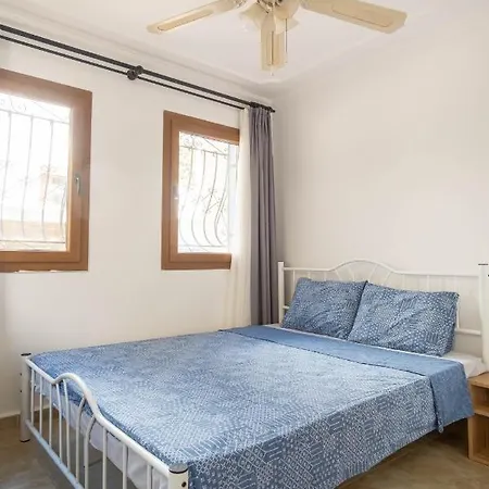 Βίλα Stone House, 2br, Cozy, Spacy, Terrace, Fast Wifi, Parking Αλικαρνασσός