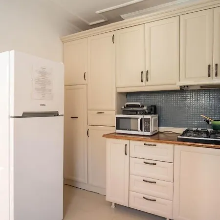Βίλα Stone House, 2br, Cozy, Spacy, Terrace, Fast Wifi, Parking Αλικαρνασσός